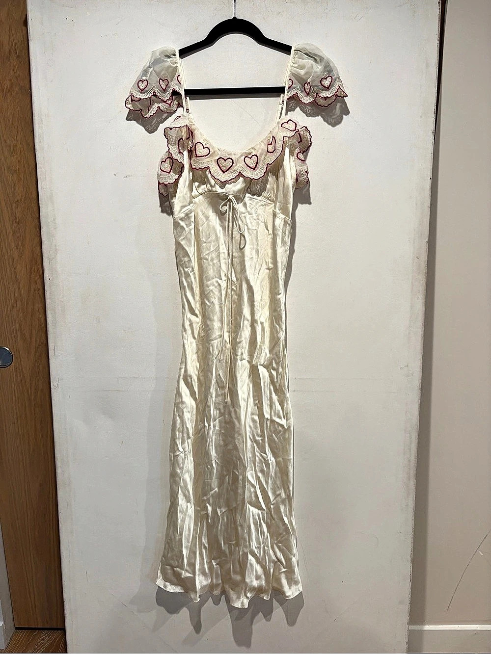 $389 NWT For Love & Lemons Amor Midi Slip Dress in Cream & Red Sz Large - Picture 4 of 15